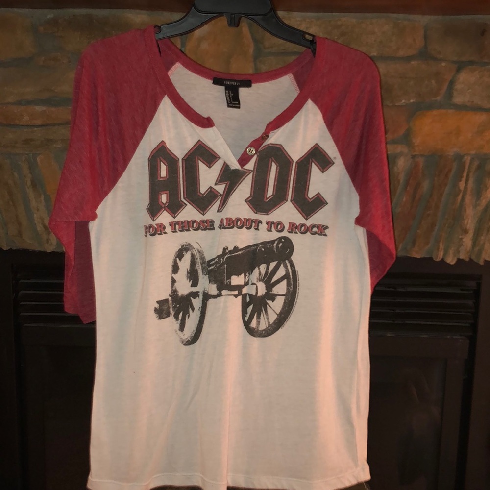 AC/DC quarter sleeve tee